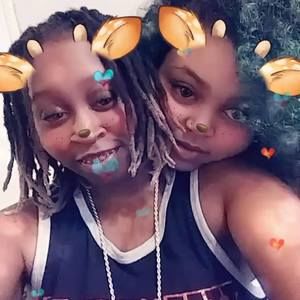 Meet your Posher, Dez love